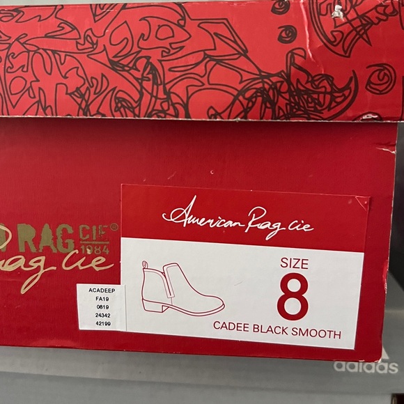 Women’s short black booties boots American Rags 8 cadee NEW NIB - Picture 3 of 7